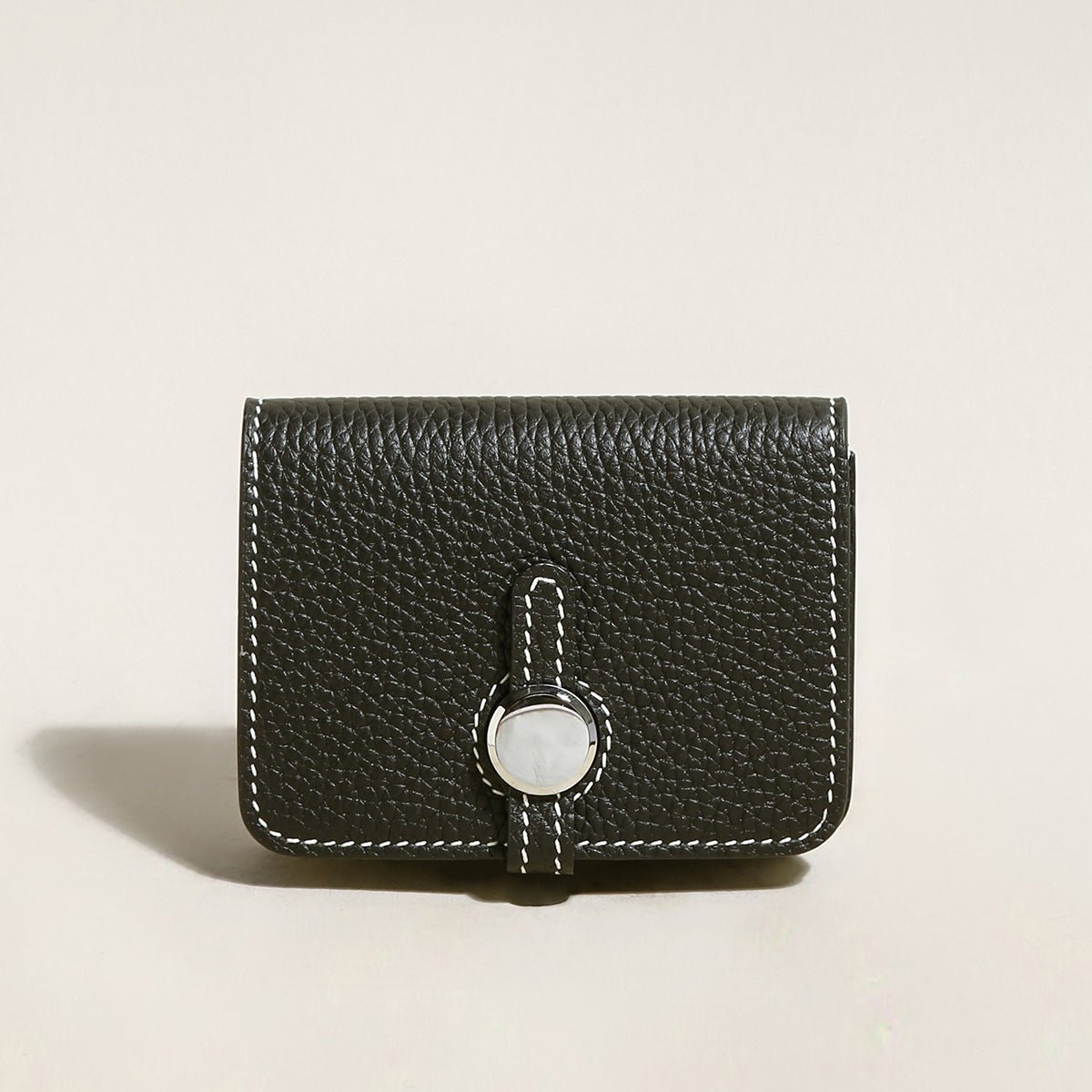 Slim Leather Wallet with Detachable Strap – Pebble-Grain Mini Crossbody Wallet & Clutch