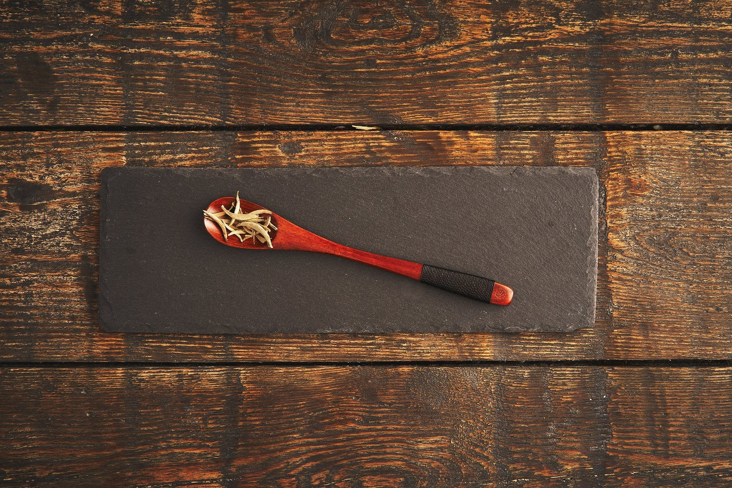 The Nanmu measuring spoon